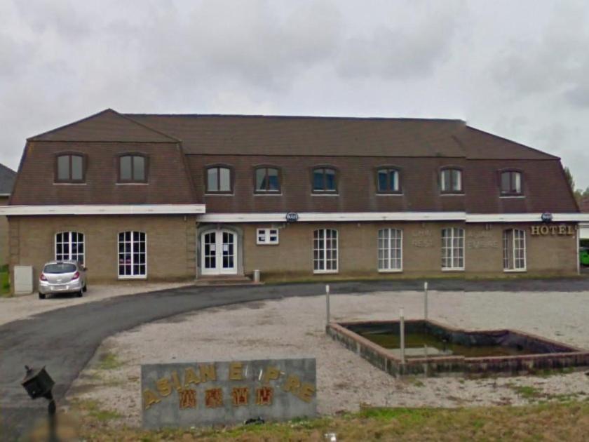 Hotel Asian Empire Kuurne Bagian luar foto